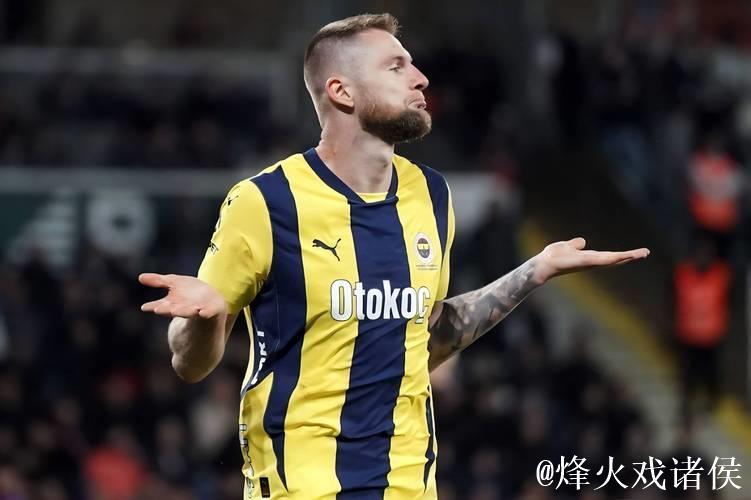 费内巴切即将官宣什克租借加盟 巴黎承担部分薪水